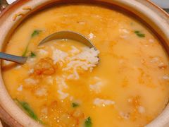 龙虾泡饭-香港百合居(LCM置汇旭辉广场店)