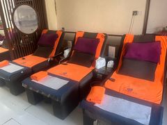 -老苗医养生堂(（1店）解放东路店)