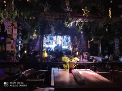 -胡桐里音乐酒馆(孝南店)