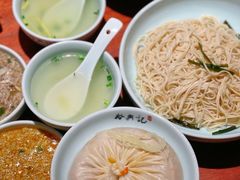 -裕兴记•蟹黄面馆(人民广场店)