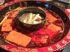 -三江两海老火锅(北京首店)