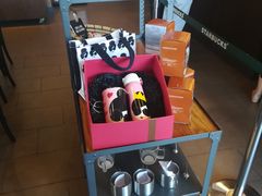 -星巴克臻选(盐城金鹰聚龙湖店)