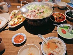 -肖四女乐山跷脚牛肉(南汇大学城生活广场店)
