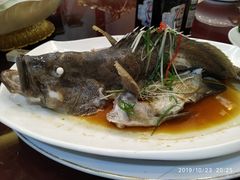 -蚝美人·生蚝海鲜烧烤(茶花园店)