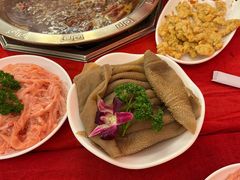-山城年华老火锅(玉林店)
