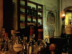 -城墙外BAR