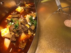 -左庭右院鲜牛肉火锅(金山万达店)