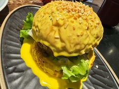 -Let'sBURGERplus·非常创意汉堡(三里屯店)