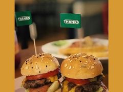 -Thanks美式餐厅(汉堡咖啡店)