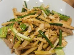 -宏状元现熬粥·京味菜(三里河店)
