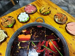 -正南齊北重庆老火锅(光华村直营店)