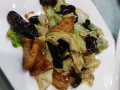 -六和聚传统烤鸭.天津菜(和平店)
