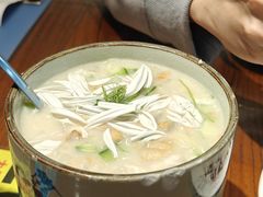 -黄但记老店·陈村粉食府
