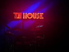 -TZ House音乐现场(茅台店)