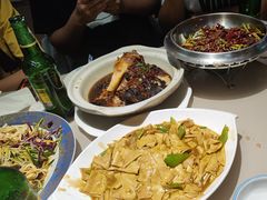 -老码头黑皮肘子锅包肉(赣水路店)