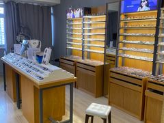 -优医视平价眼镜蔡司依视路折扣工厂店(德胜门店)