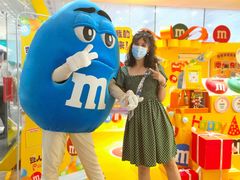 -m豆巧克力世界(上海世茂广场店)