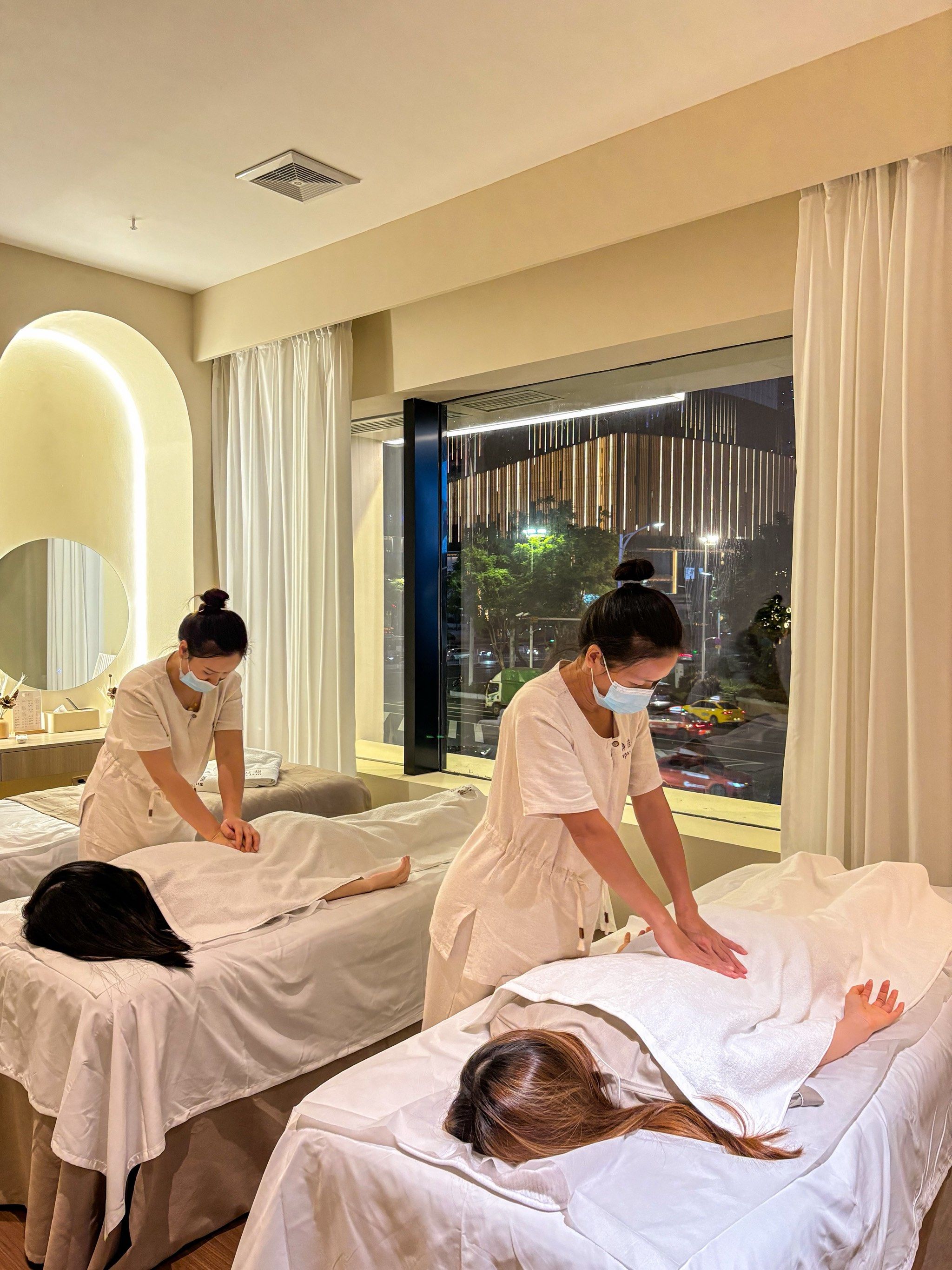 广州哪里找兼职按摩女