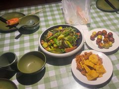 -五百斤·20年正宗川菜·猛火现炒(鲁东大学店)