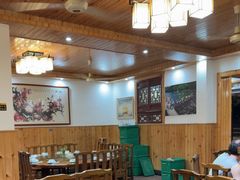 -芦茨金富饭庄·25年老字号·专做稻草鸡
