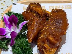 -小董哥烤串·爆汁大油边(故宫店)