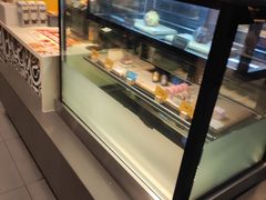 面包甜点陈列柜-麦当劳(洪山商场店)