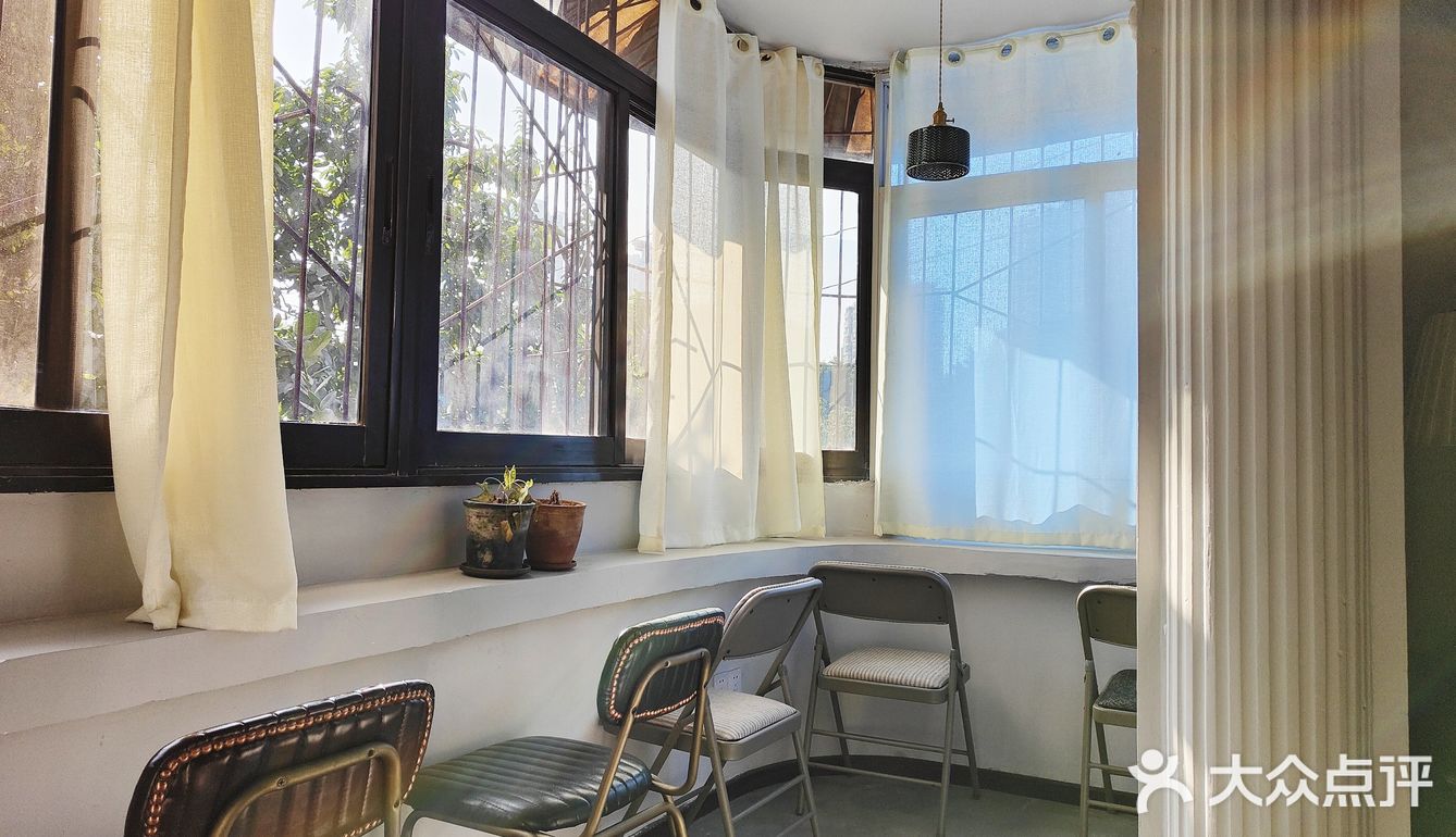 叁岔口咖啡•弹子石藏在居民楼里的宝藏