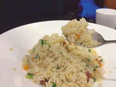 羊城炒饭-高第街56号港式餐厅·精选(世茂广场宽厚里大明湖店)