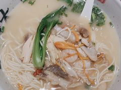-李犟大爆鳝面·手工蟹黄包(湖滨西湖店)
