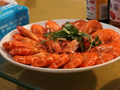 -三亚火车头万人海鲜广场