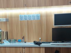-上海仁爱医院口腔科 · 种植