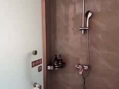 -维也纳酒店(广州白云国际机场航站楼店)