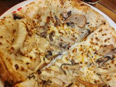 -Tube station站点比萨(王府井百货店)