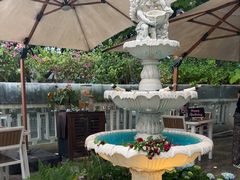 -Mark&Mars Restaurant