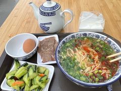 -伊穆祥牛肉面总店·清真