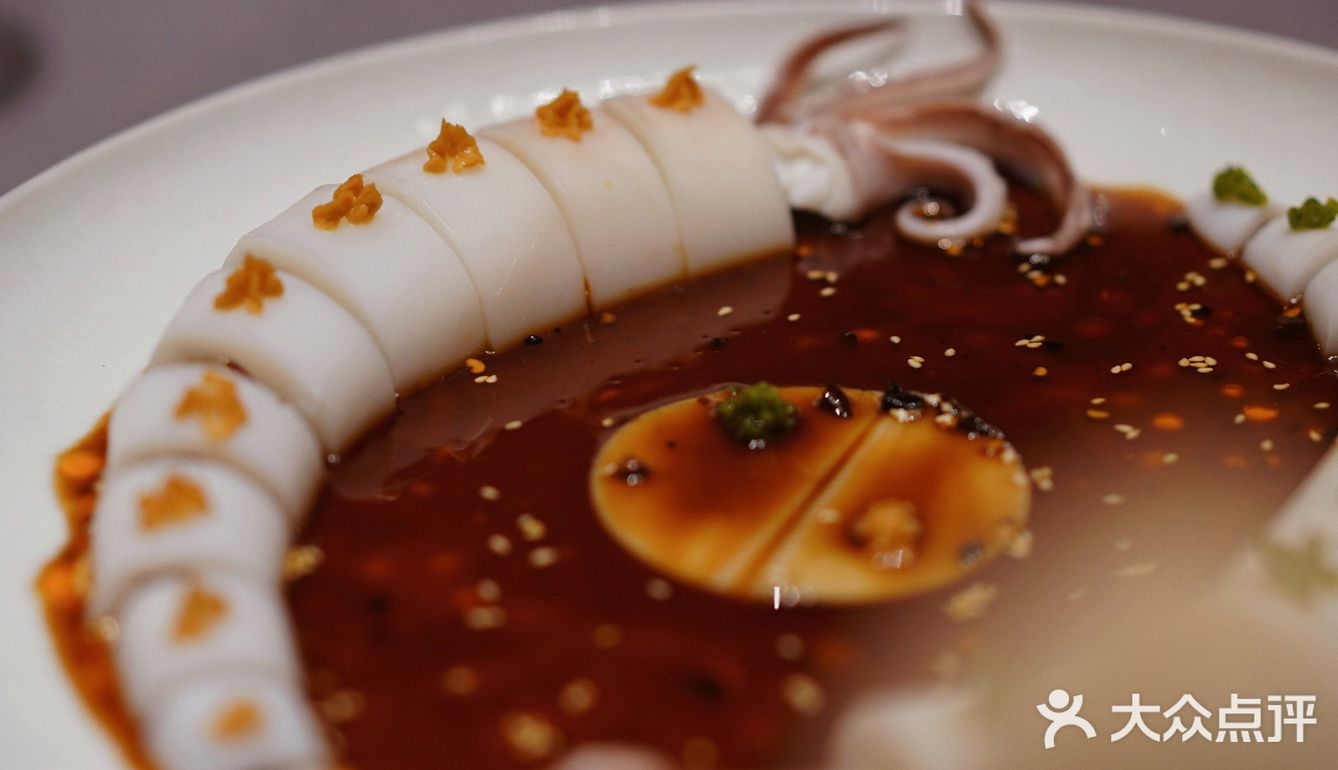 湘粤菜系的极致融合 三椒焗帝王蟹爱了 🌶️🦀️