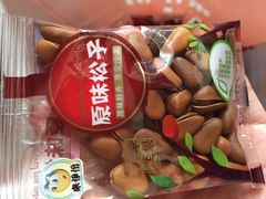 -来伊份(我格广场武宁路店)