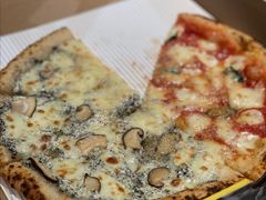 双拼披萨-Primo·丽莫意大利窑烤披萨