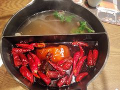 草本鸳鸯锅-盡膳口福跷脚牛肉火锅(晶耀前滩店)
