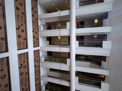 -上海浦东假日酒店