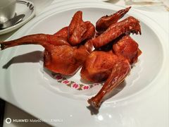 陶陶居脆皮乳鸽-陶陶居酒家(新天地店)