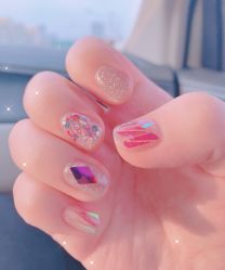 -手牵手美甲