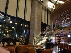 -深圳温德姆至尊酒店·大堂吧·户外花园
