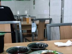 -清真老铁家灌汤包