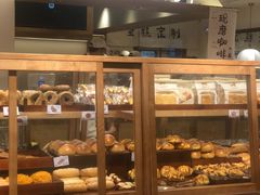 -小飞象面包公社(珠江路金鹰店)
