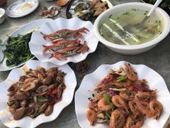 -四川小胡子海鲜(丁村万人海鲜广场店)