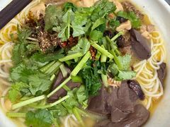 -文山荷鲜居(翠湖店)