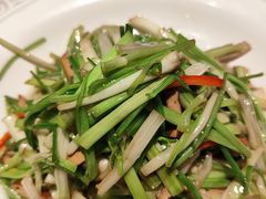 芹菜肉丝-海逸餐厅·象山海鲜