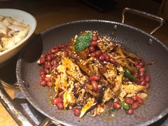 -吃饭皇帝大土家民族菜(正大广场店)