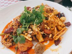 -拿渡·水煮鱼麻辣香锅(王府井奥莱·香江小镇店)